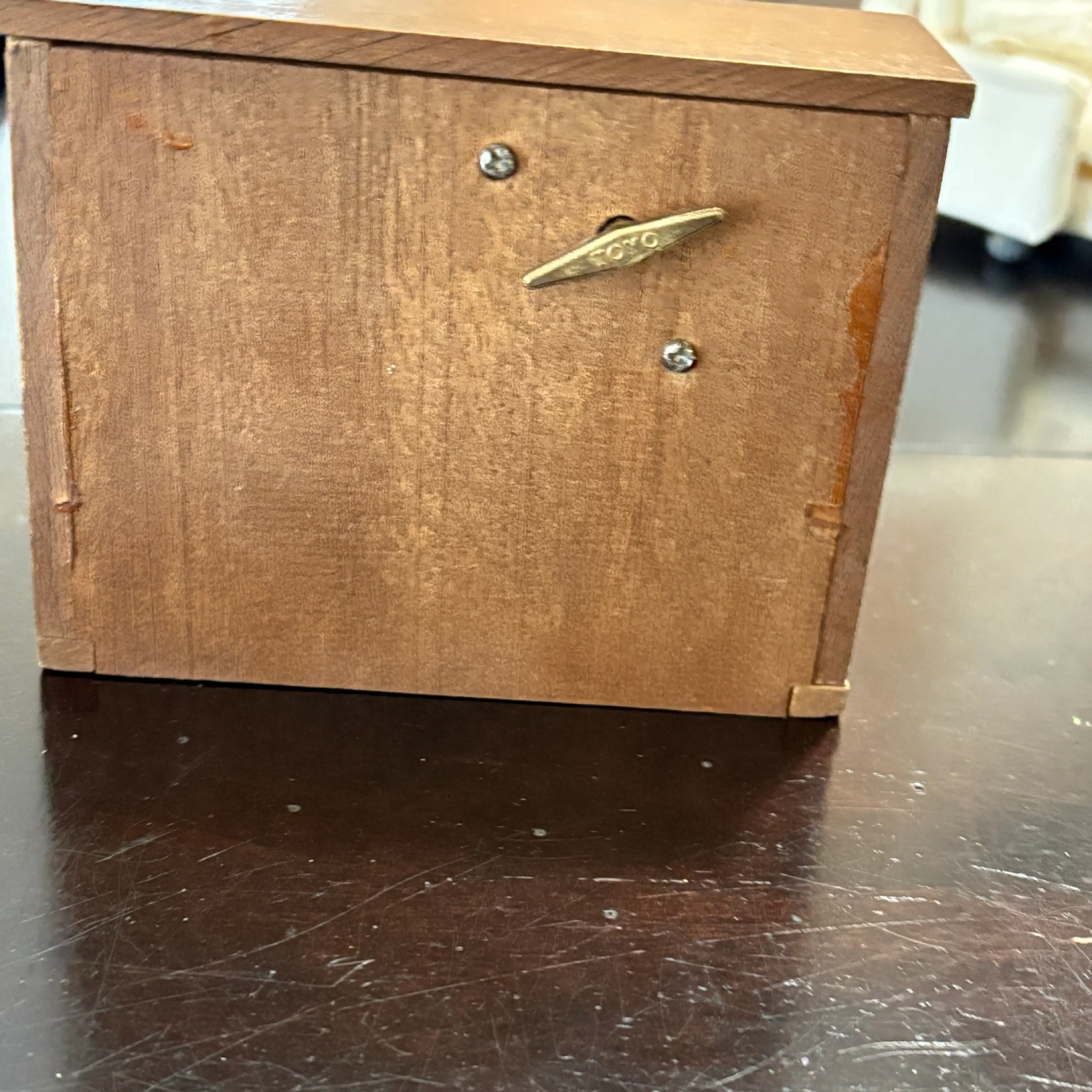 Image 2 of 5