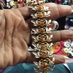 #40 - Vamp Peacock Listing