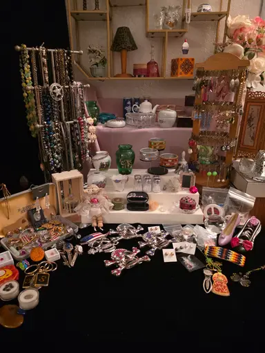 All things that glitter and 2 for $1 Dilly Dangles