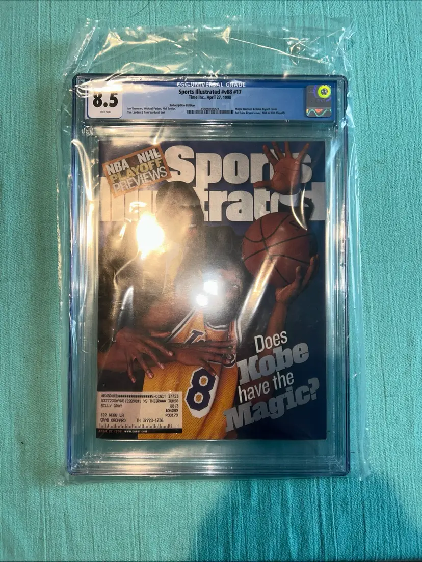 Kobe Bryant SPORTS ILLUSTRATED First Cover  April 27, 1998 Newsstand CGC 8.5