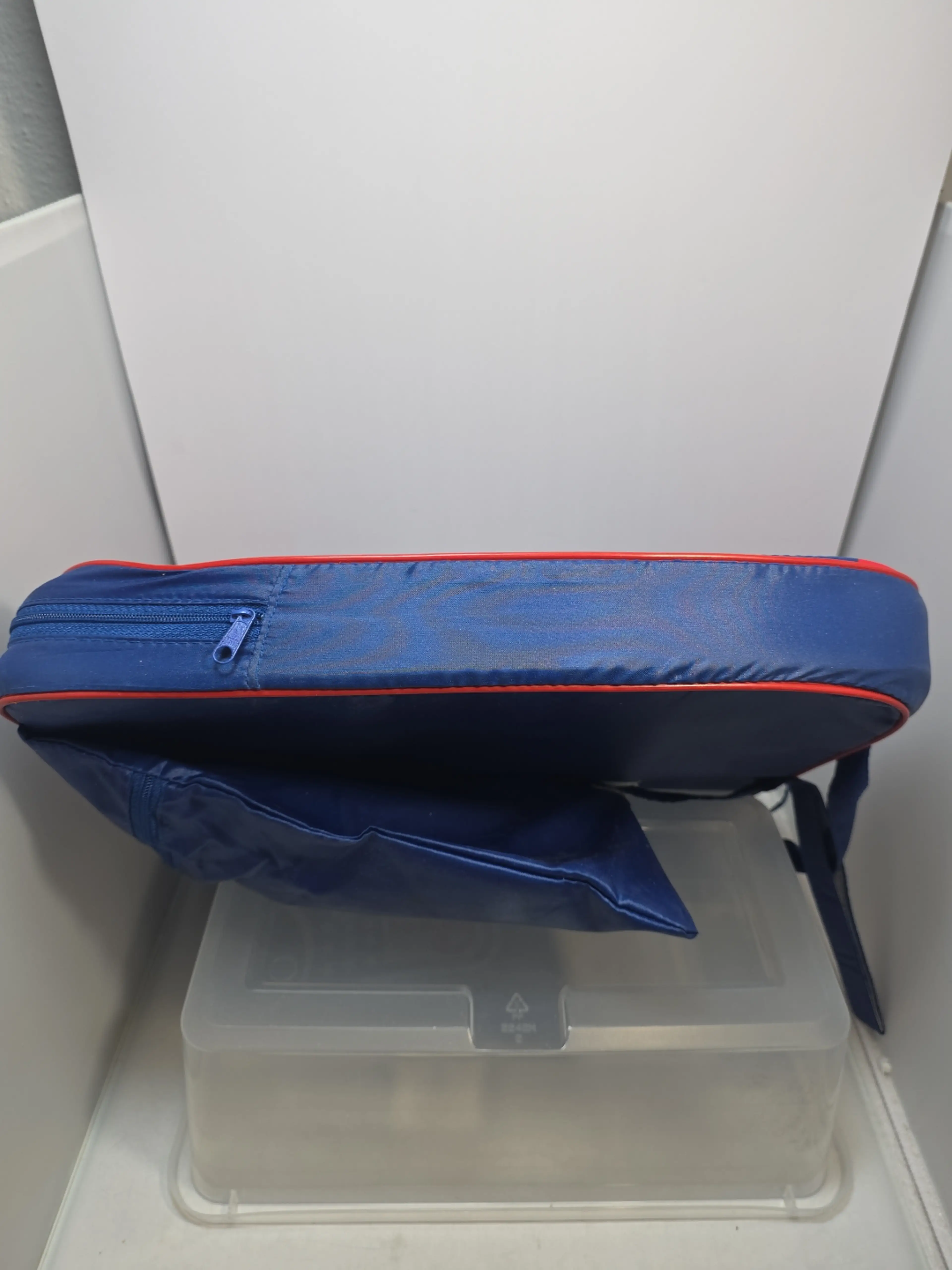 Image 4 of 6