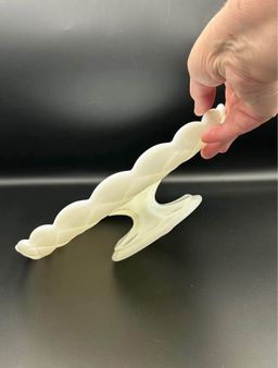 Vintage Milk Glass Anchor Hocking footed
Cake Plate