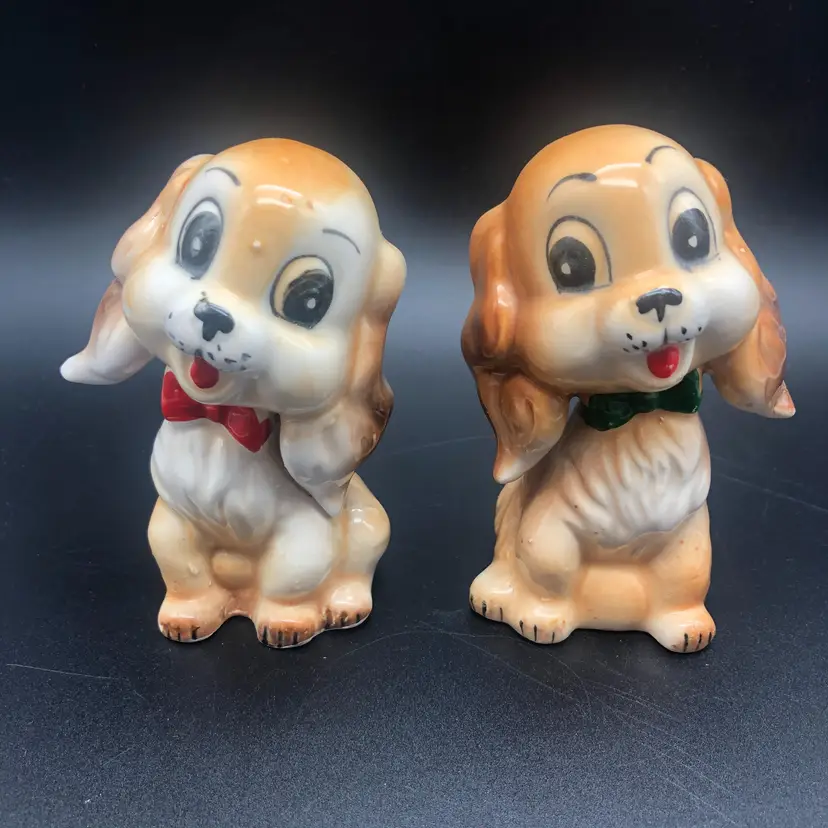 Commodore Cocker Spaniel Dog Ceramic Salt & Pepper Shakers