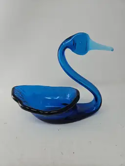 Vintage GLASS SWAN Blue Color Handblown Rainbow?