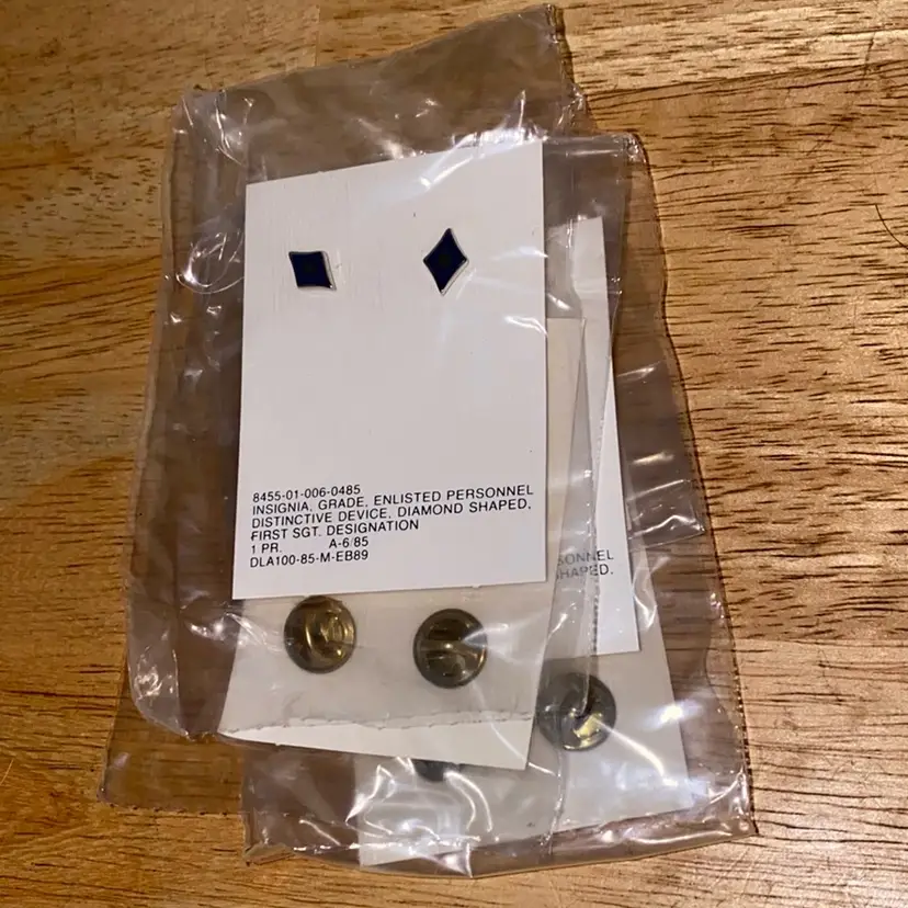 Lot Of 20 Pins, Insignia, Grade, Enlisted Personnel Distinctive Device, Diamond Shaped First Sgt Designation (10 Pairs)