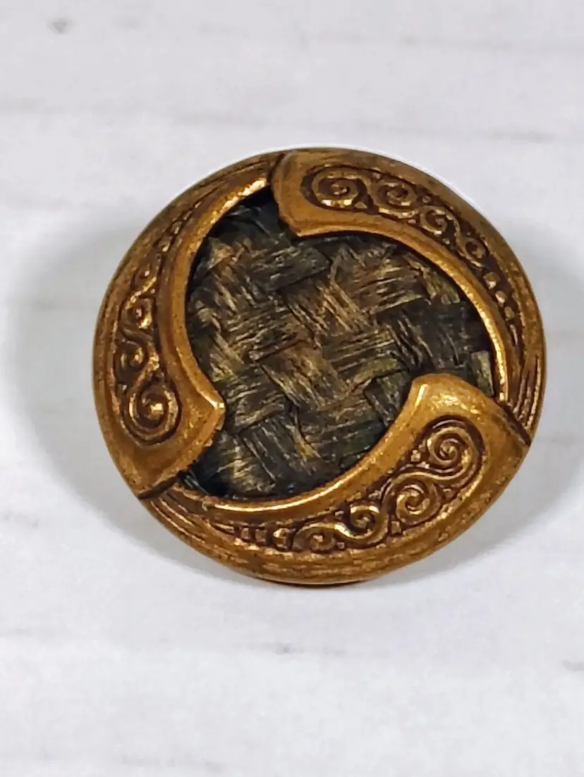 Victorian Hair Button Mourning Remembrance Keepsake