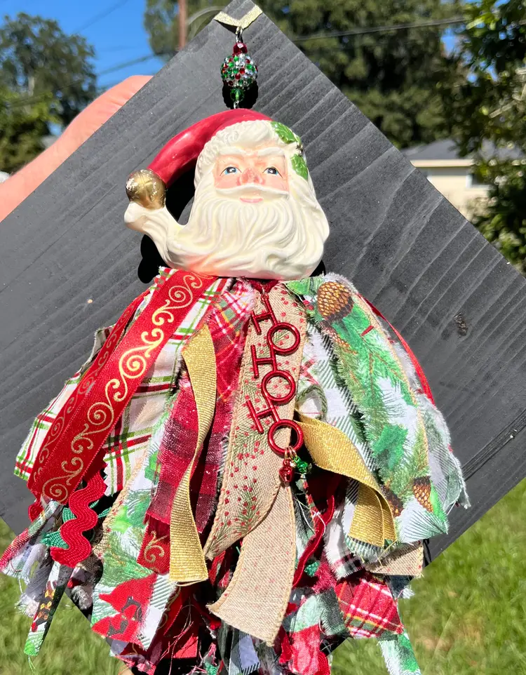 #01 Vintage Santa Shaker Tassel ~ 12 Inches Tall