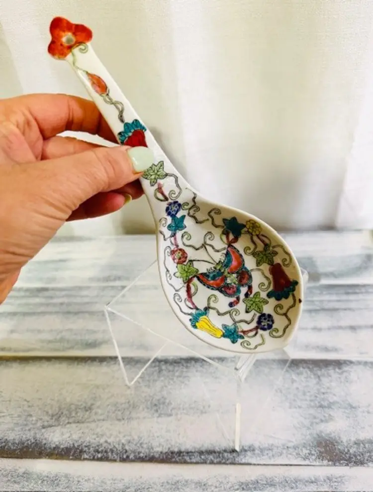 Antique Jingdezhen Chinese Porcelain Serving Spoon Early 1880's (Not a Contemporary Piece)