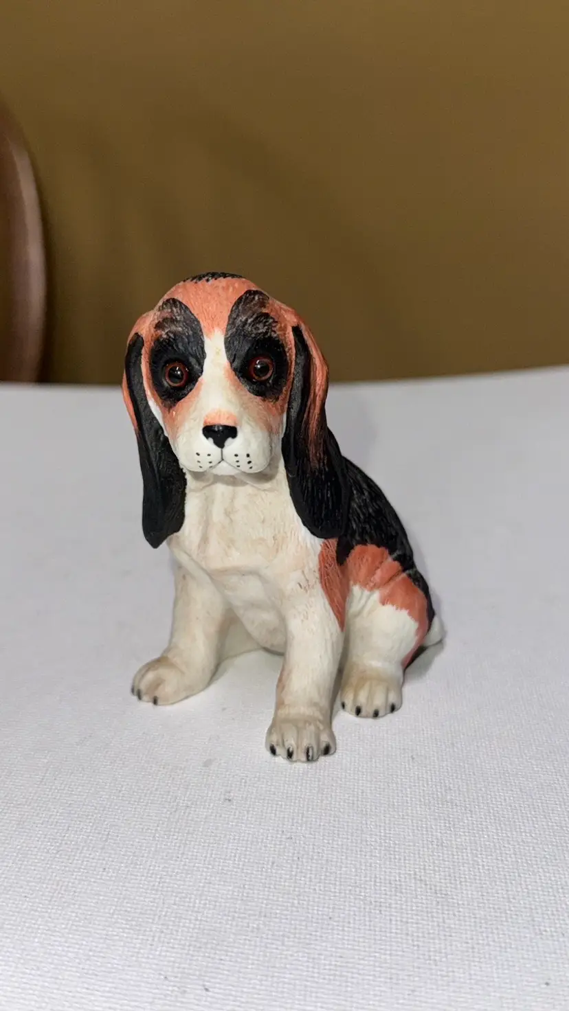 Lefton BASSET HOUND Puppy Figurine #05310 Vintage 1985 Dog