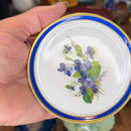 Violets Plate
