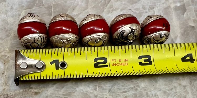 Vintage 5 Tibetan Silver Cap Resin Boho Beads (3) Oblong (2) Round