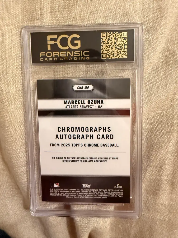 2025 Topps Chrome Ozuna /25 Auto