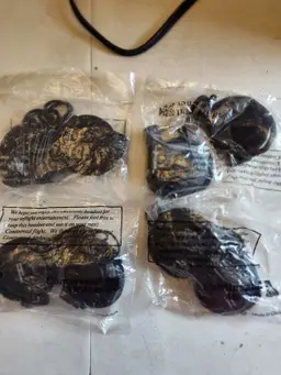 4 VTG Continental Airlines plug-in earphones