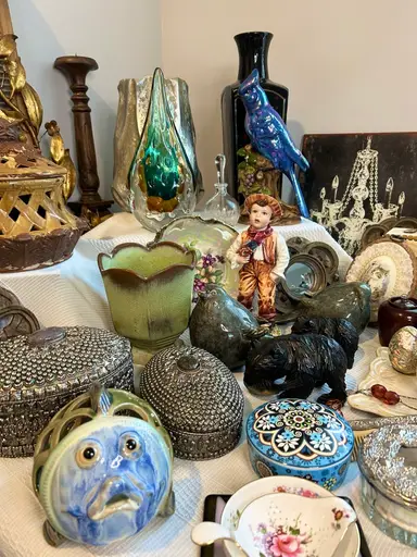 BAM Bids - Eclectic Home Decor And Collectibles
