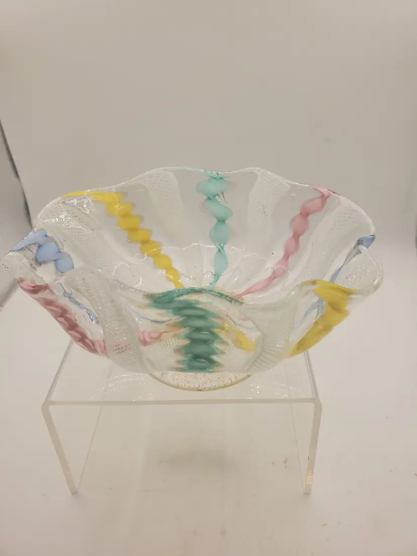 #01 Murano Latticino Zanfirico Dish