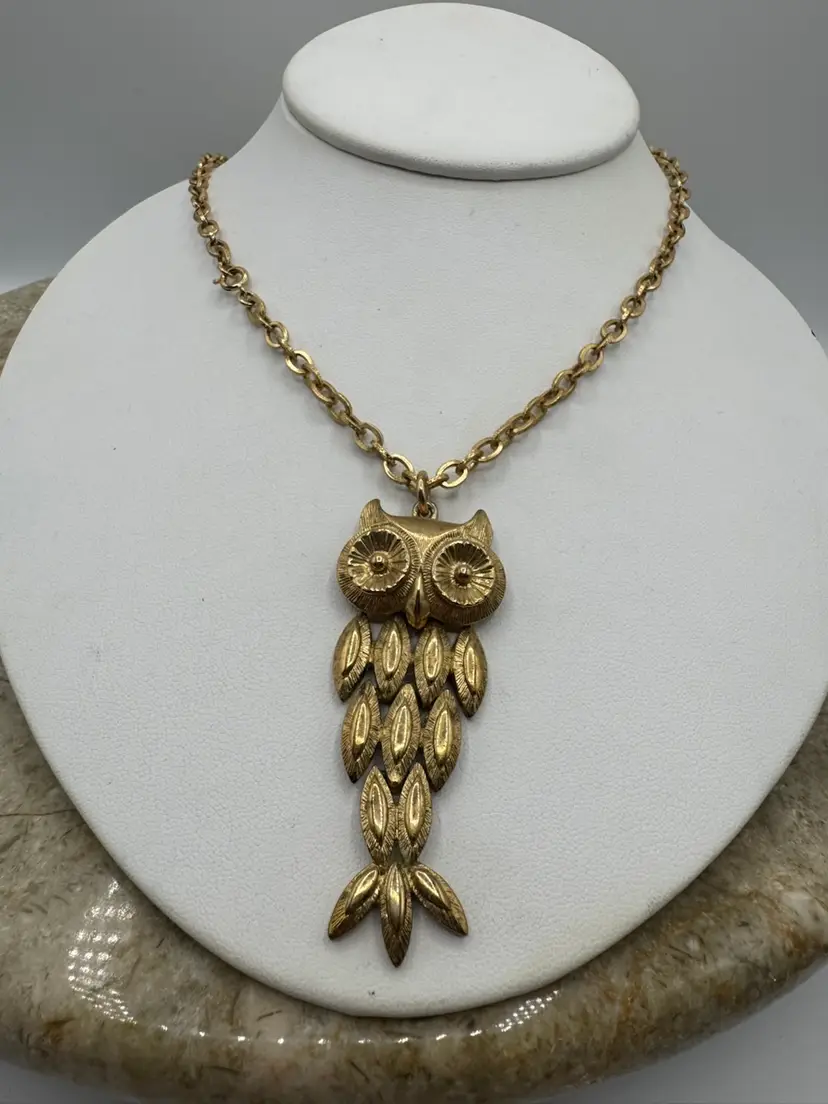 Vintage Avon Owl Necklace