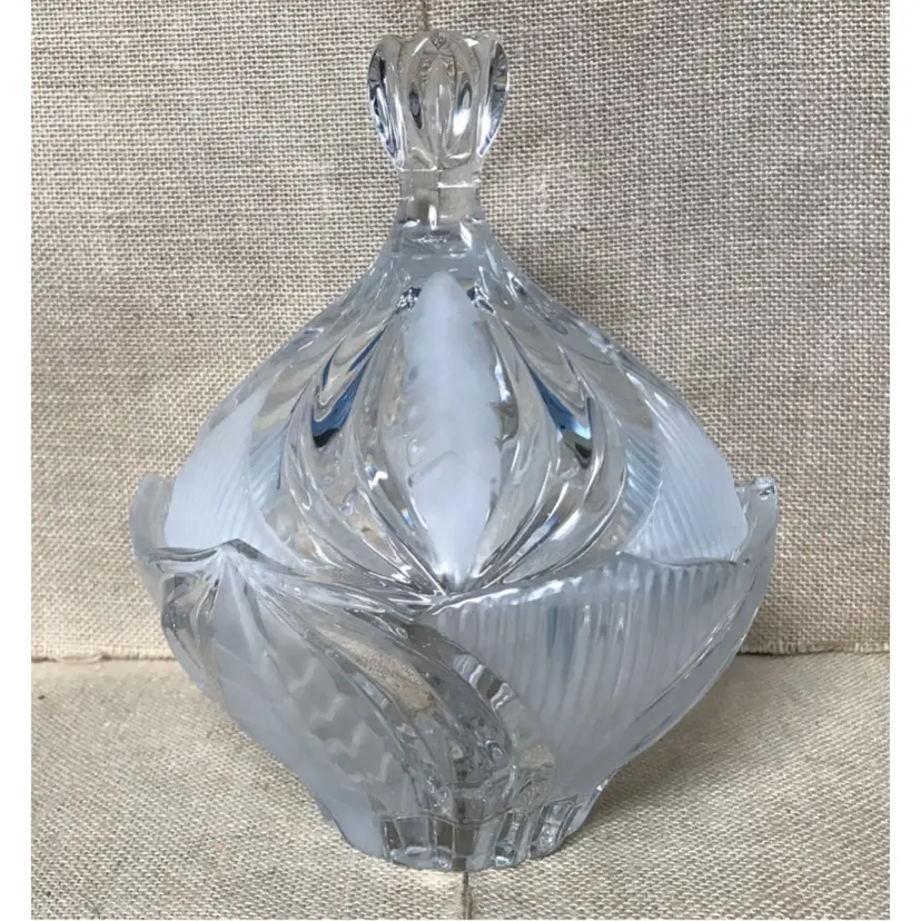 Vintage Yugoslavia Crystal Bomboniere Candy Dish Elegant Mid Century Modern MCM