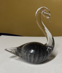Art Glass Swan - Fumato Effect clear with gray 6.5” tall