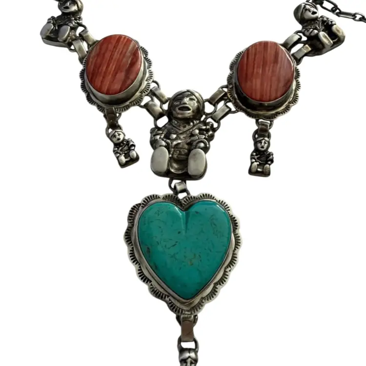 Just look at this amazing 3 piece Anglo artist Carol Felley Sterling silver set.  It’s called storyteller. So unique and simply fabulous.  Stones in the necklace are turquoise and spiny oyster.