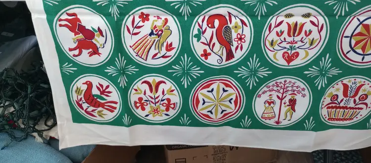 Tablecloth, Green Red & White PA Dutch motif