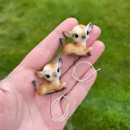 Pair of 2 Vintage Kitsch Plastic Miniature Deer