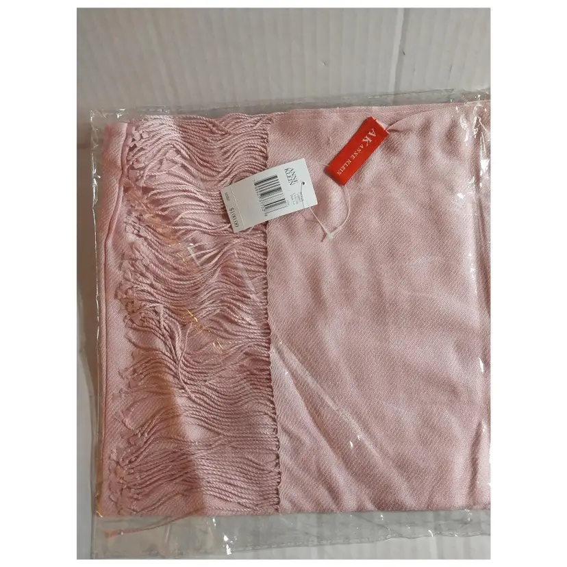 New Old Stock/NIP Anne Klein, Pink Ice, Fringed CASHMERE & SILK Scarf!