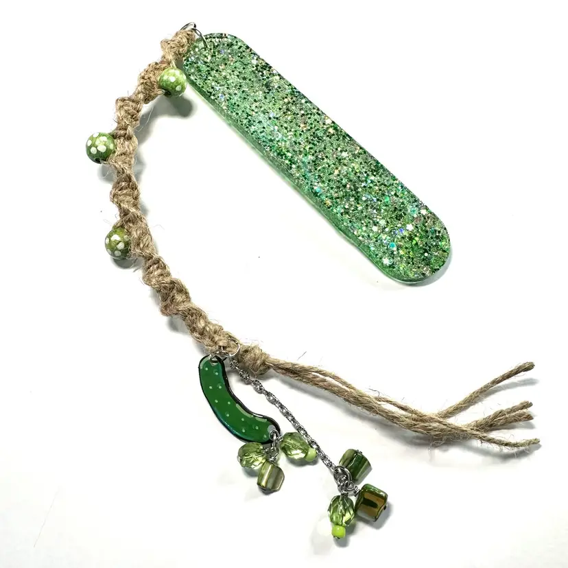 Pickle Woven Jute Green Beaded Dangle Resin Bookmark Green Glitter 5” Plus Dangle Handmade
