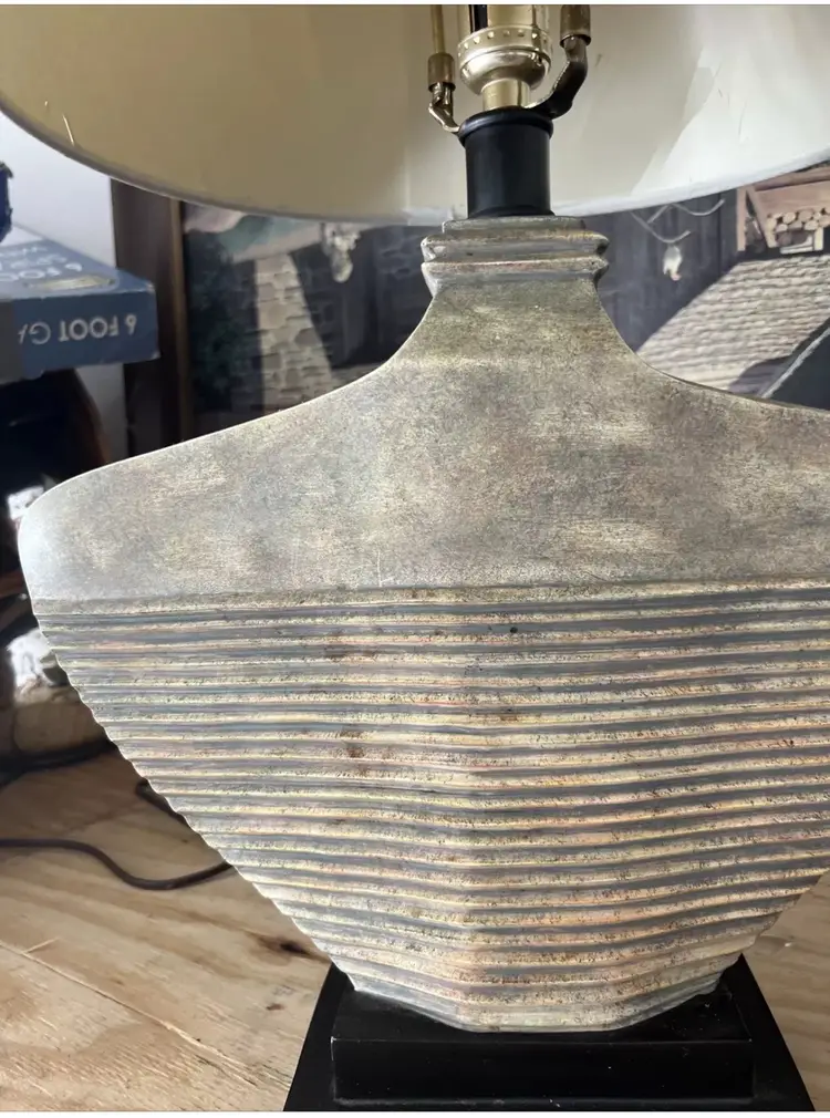 VTG Ceramic Looking Lamp Gray