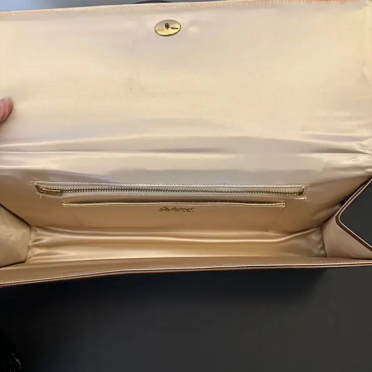 🫎  Vintage Stylecraft Miami Bronze Metallic Clutch