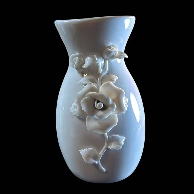 Lennox Porcelain Flower Vase With Rose Design