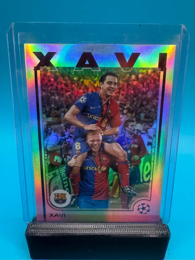 Xavi Topps UEFA CC SP Variation Barcelona