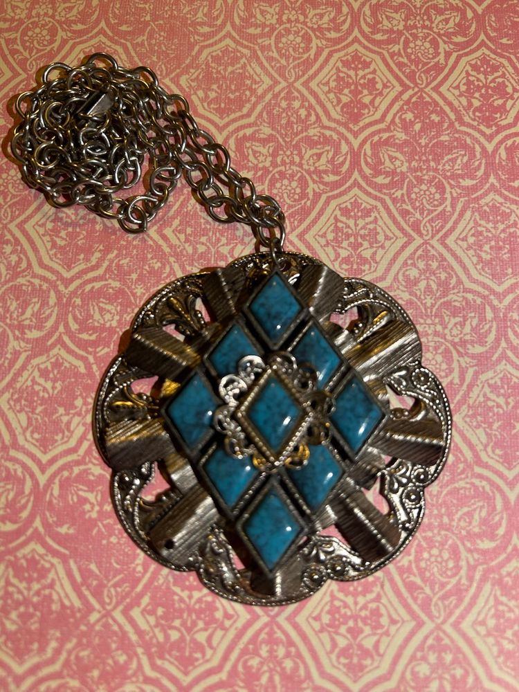 Vintage Chunky Faux Turquoise Silver Tone Necklace