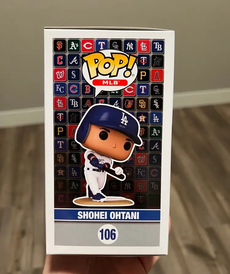 Shohei Ohtani -Hitting Funko Pop #106