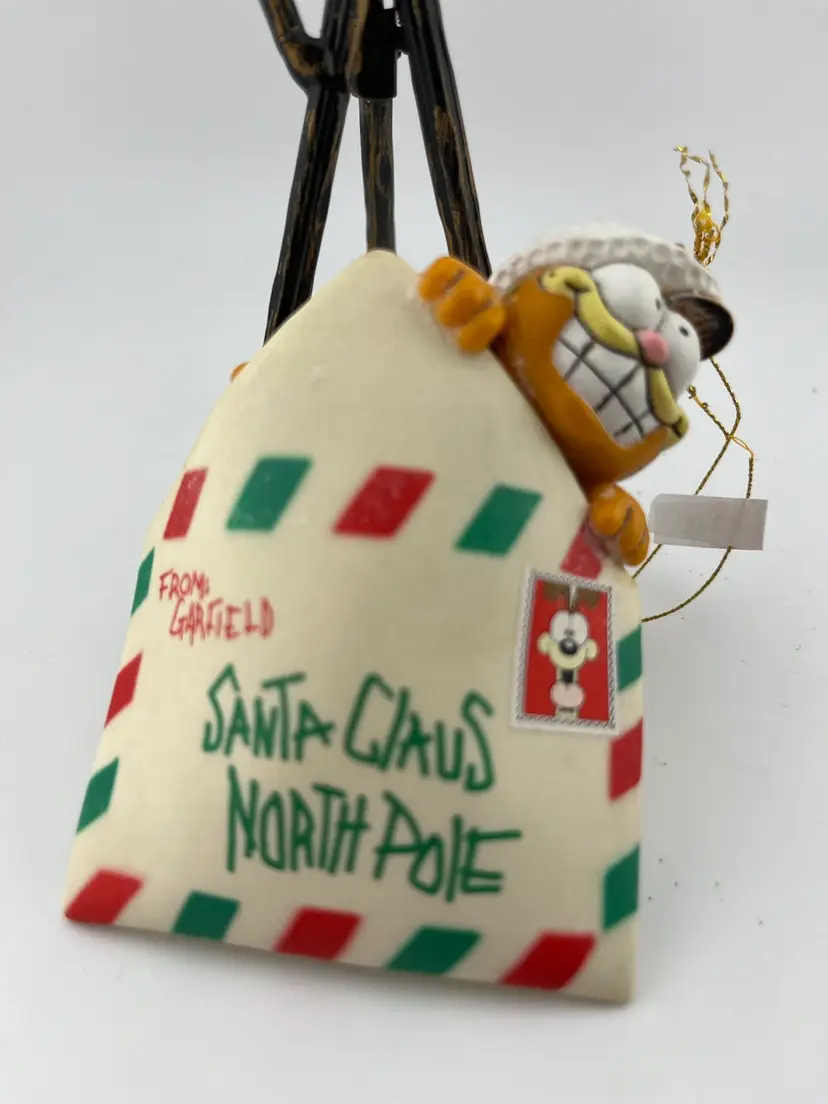 Garfield Characters: 1978, 1981.  Garfield "Special Delivery" Ornament