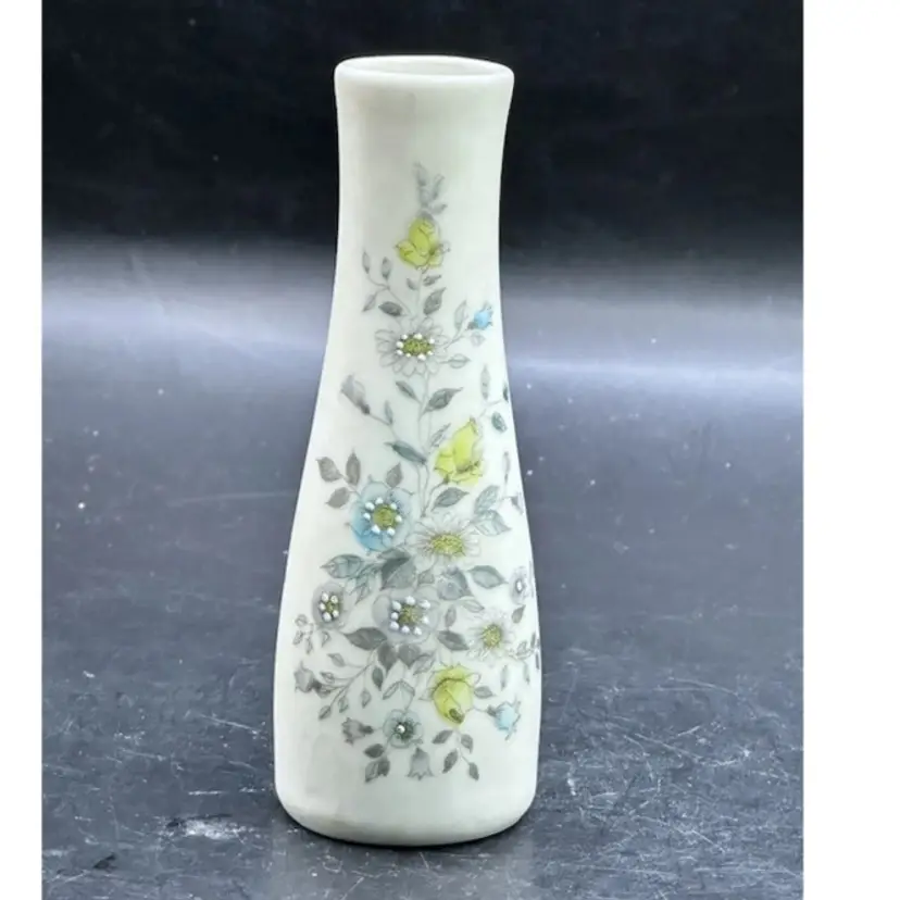 ARABIA FINLAND HAND PAINTED FLORAL BUD VASE SIGNED ESTERI TOMULA
