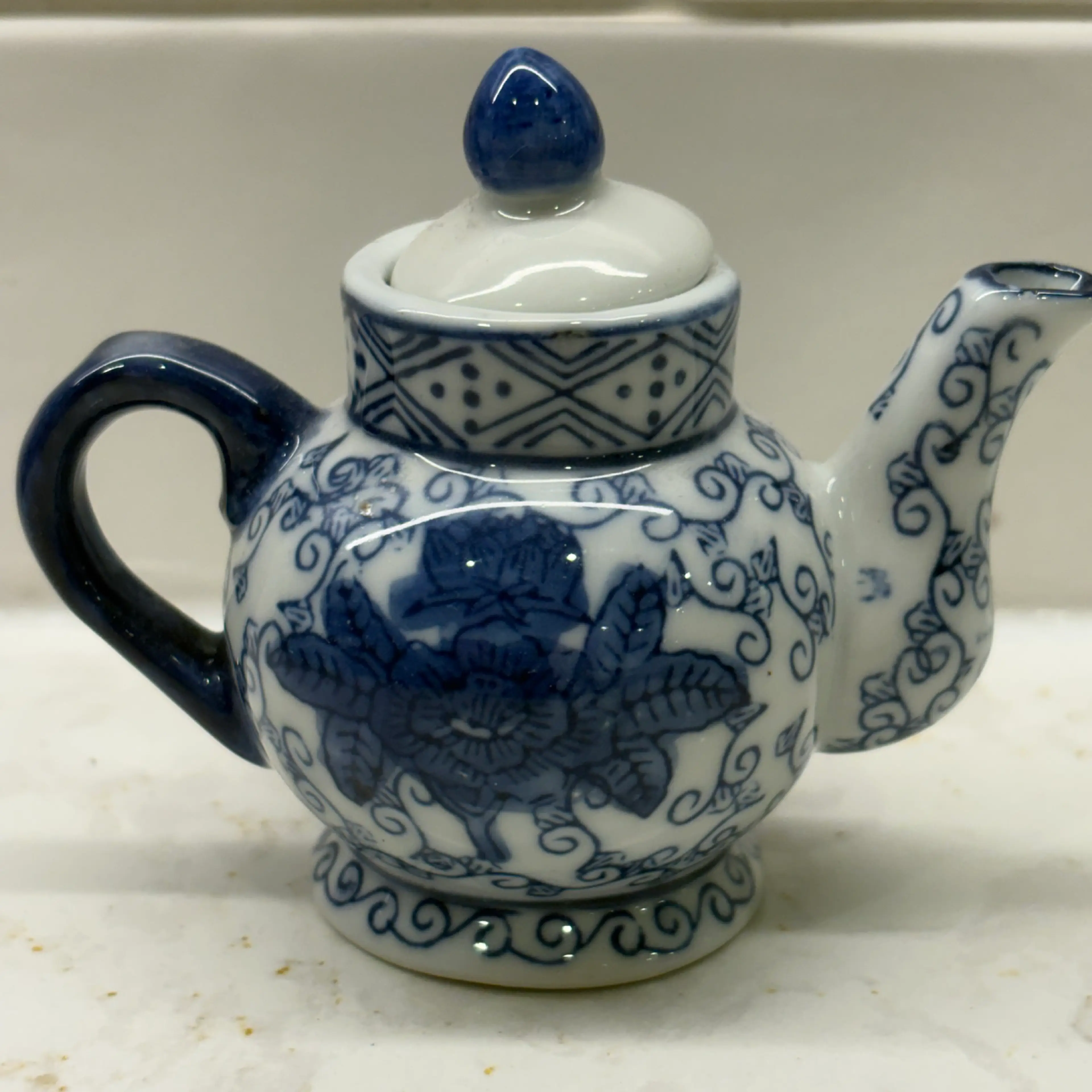 Image 1 of 8