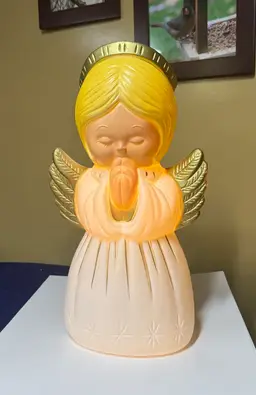 Sold
Angel Gold Wings Grand Venture 18 Inch with Light Blowmold Blow Mold Vintage