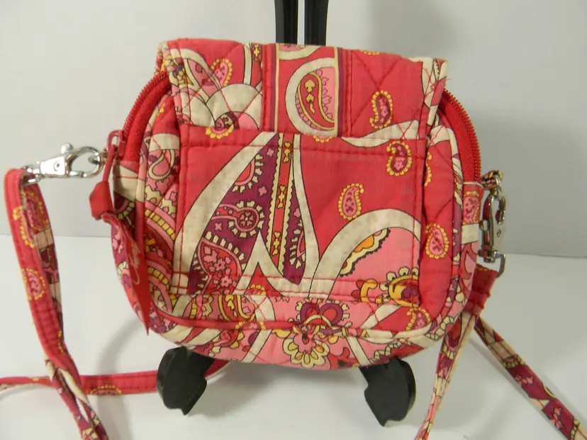 Vera Bradley Little Hipster Crossbody Bag/Purse Rosy Posies Red Paisley Quilted Pattern