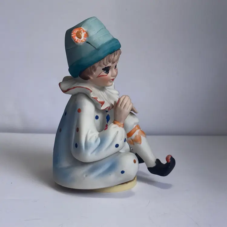 #1468 Porcelain Bisque Unglazed Music Box, Clown Pierrot Wind Up Plays “Send In The Clowns” Plays Slowly