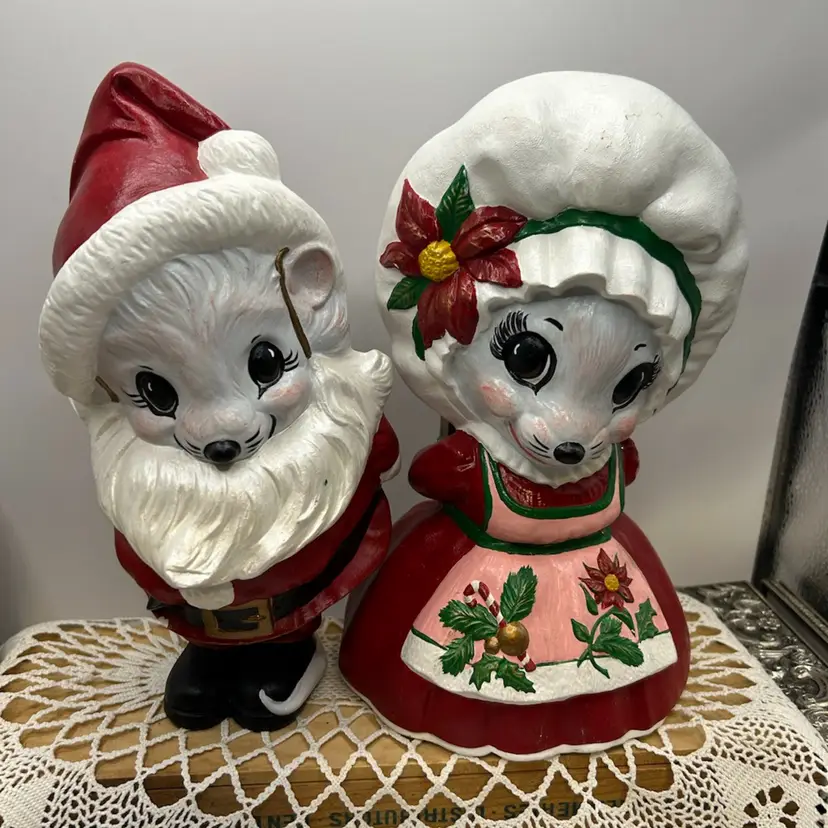 Hobbyist Mr & Mrs Claus Mice