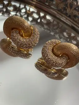Vintage Christian Dior
Interlocking Crystal & Gold
Plated Links Signed Earrings