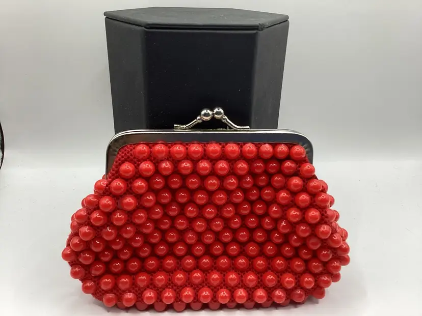#28 My 1st Show Coin Purse Small Clutch With Kiss Lock Red Beaded
