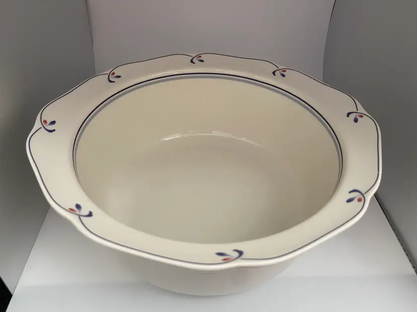 Noritake 7911 Copper Bud 9" Round Serving Bowl