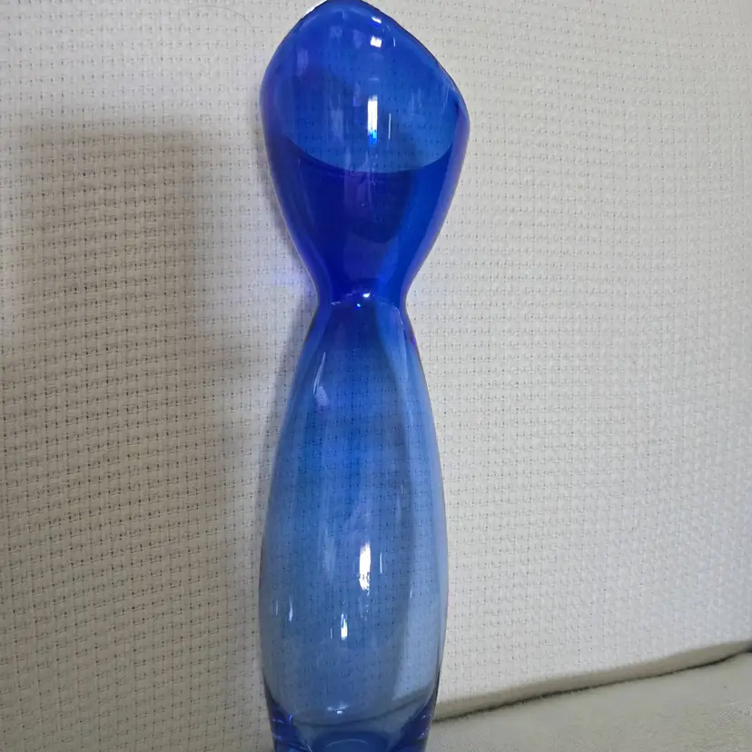 1970's Littala Scandidavian Cobalt Blue Sommerso Art Glass Vase