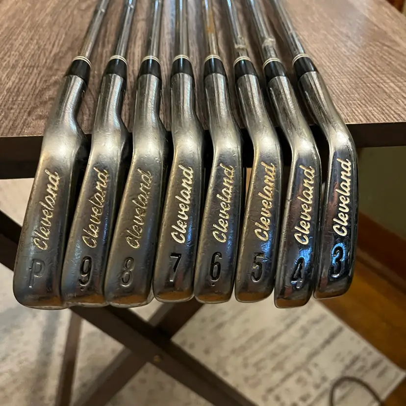 Cleveland Tour Action Ta2 Iron Set 3-PW - Dynamic Gold S300 Stiff