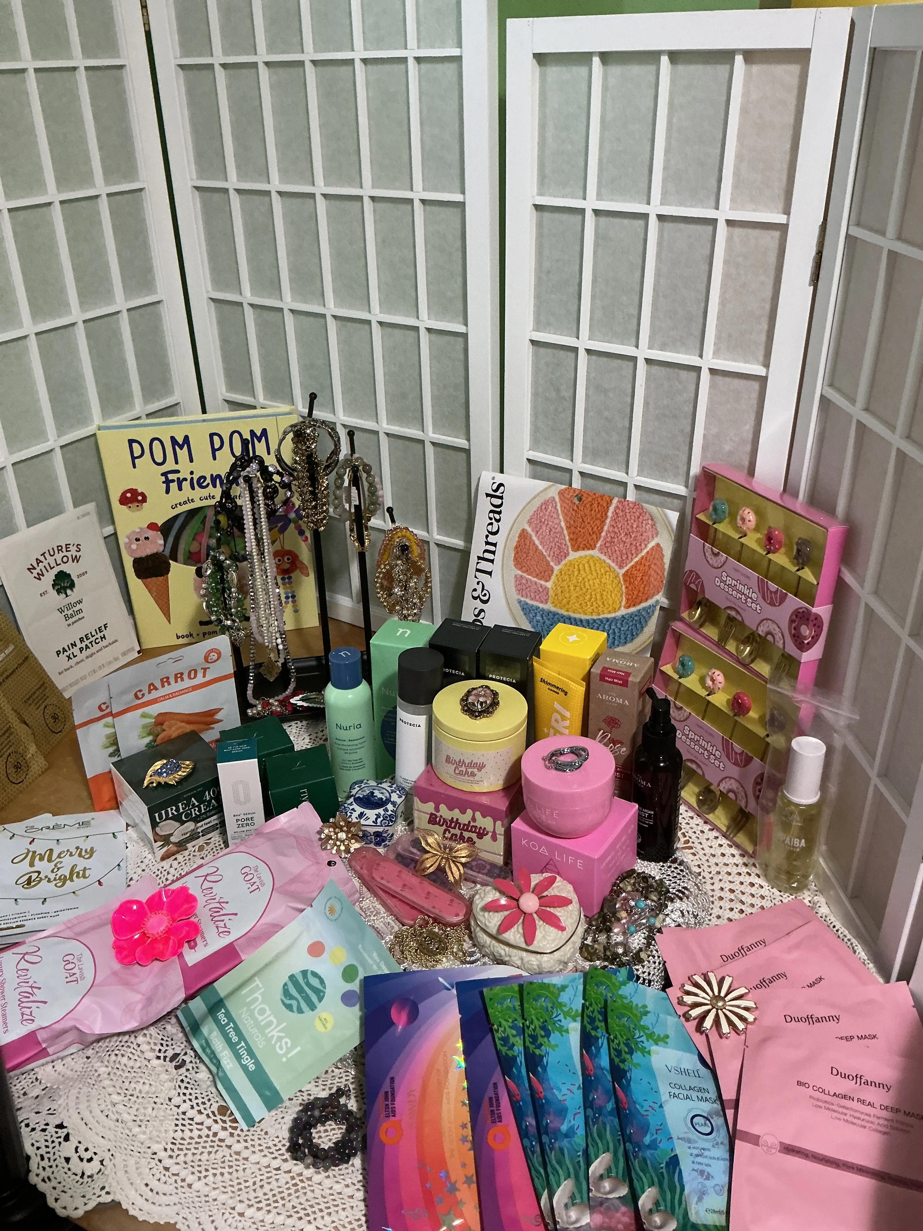 Beauty & More !!! Come Join!!!