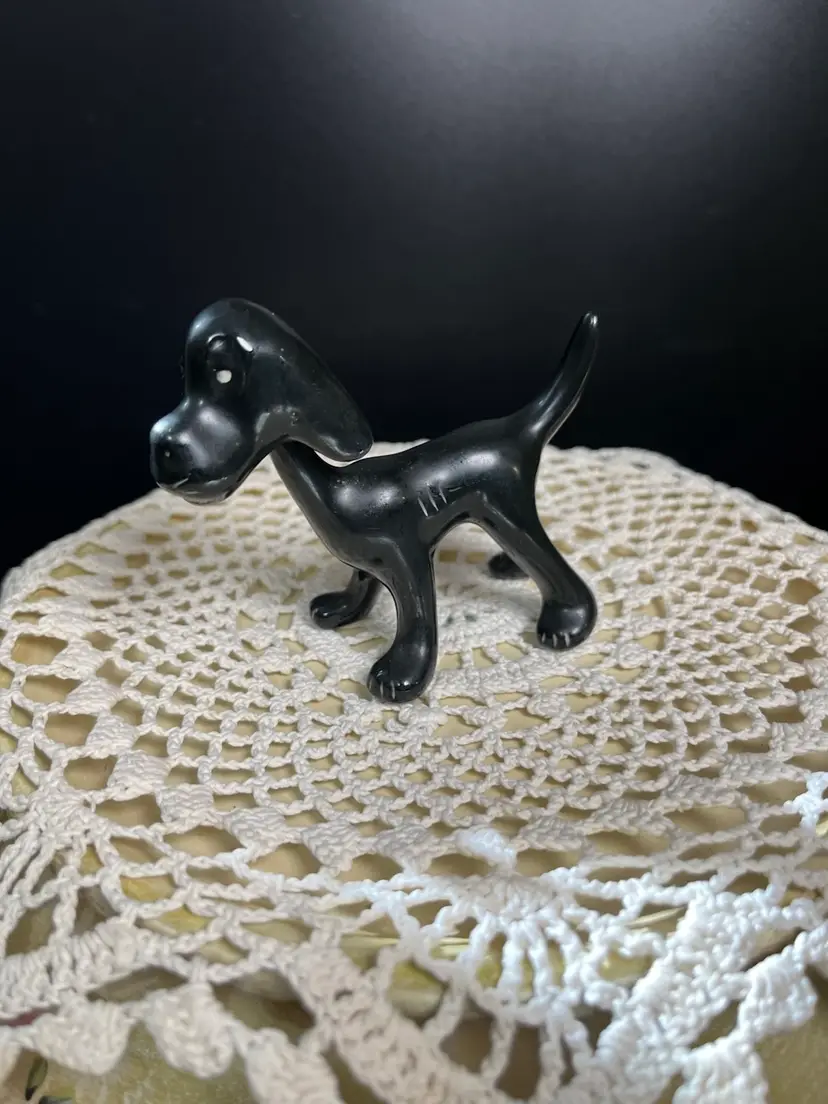 Vintage Black Ceramic Hound "Nodder"