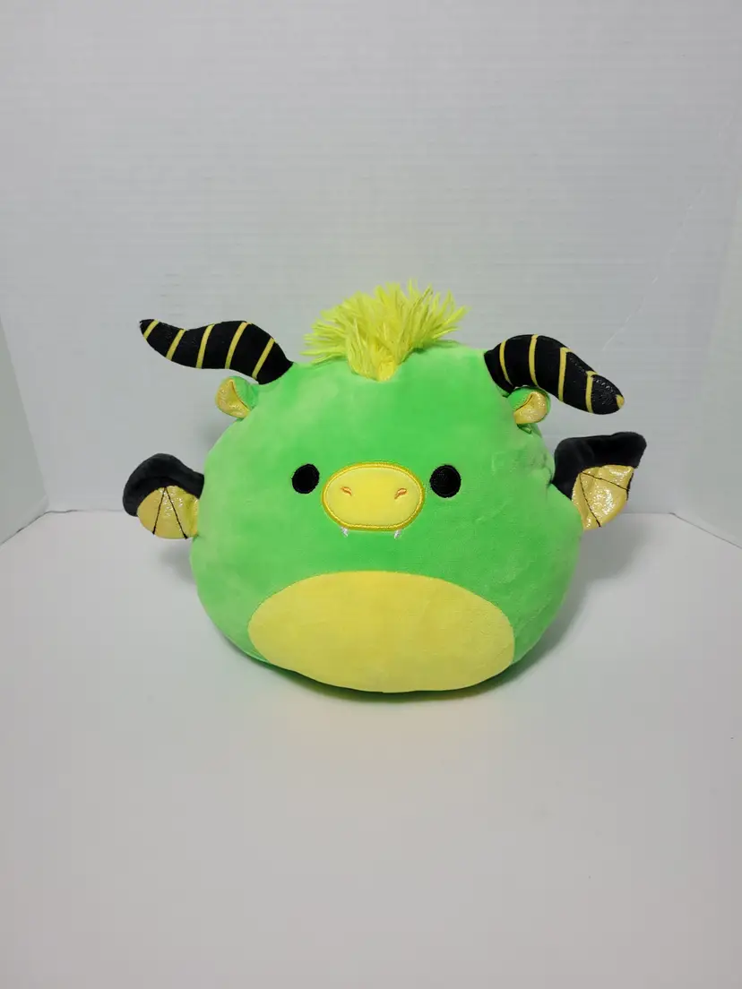 Squishmallows Black Light Animal Squad Bethuna the Horned Dragon 8" Plush Animal