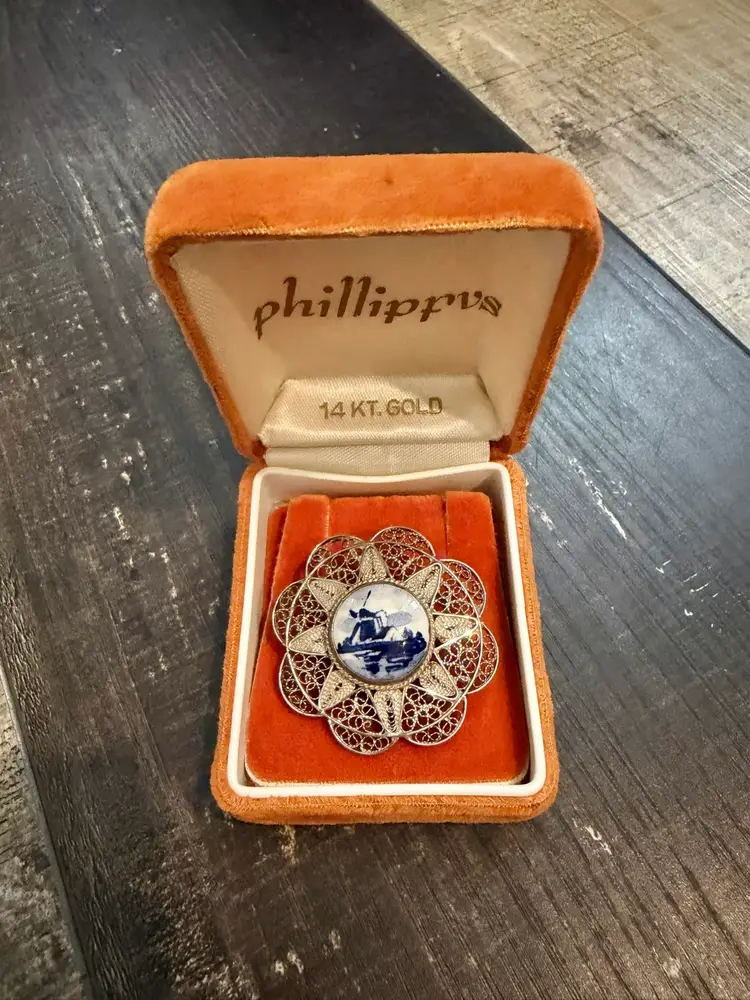 Vintage Sterling Silver Holland Windmill Brooch