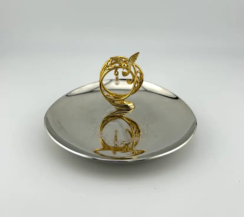 Mikimoto International Bird with Pearl Tray 4”x 4.5”x 2”